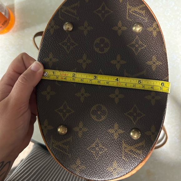 Vintage * AUTHENTIC* Louis Vuitton Brown Monogram Bucket Bag - Picture 5 of 12